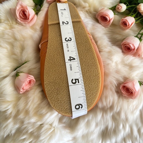 The sweetest shoes little girl shoes size 2-3Y - Picture 5 of 5